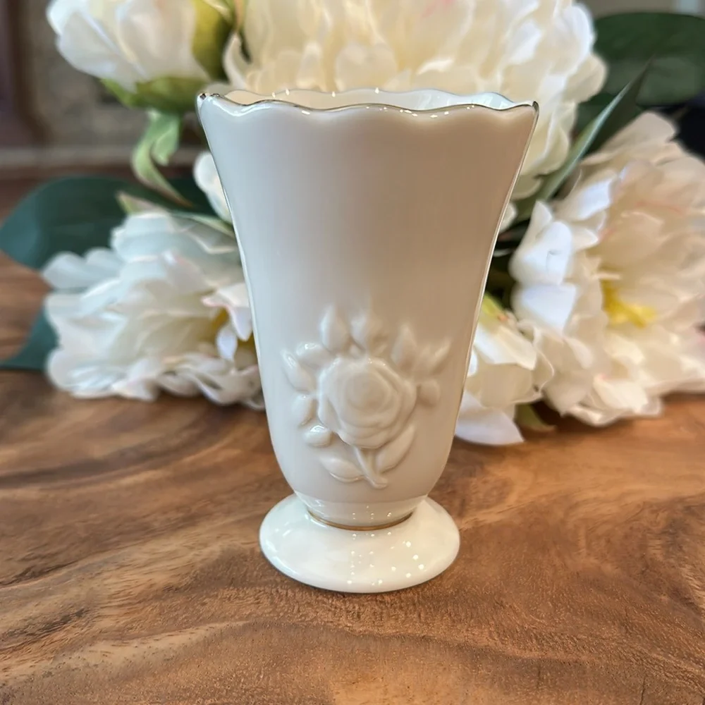 Lenox elegant timeless